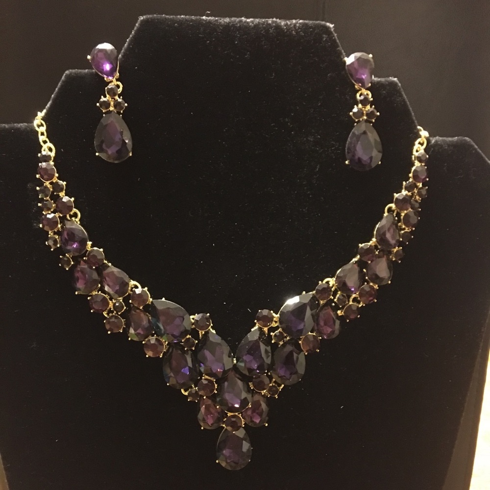 Royal Combination of Purple & Gold Ensemble